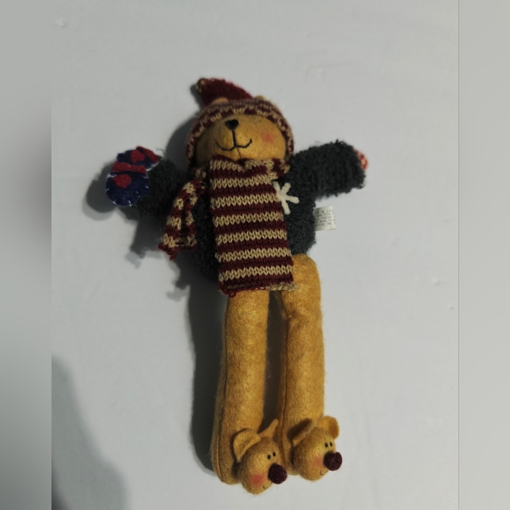 Vtg Lee & Lee Christmas Winter Teddy Bear W Hat And Sweater Bear Face Feet Plush